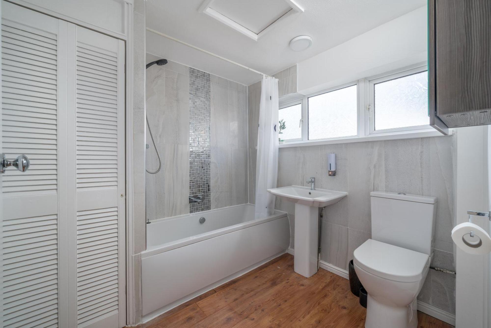 Skyvillion-Stevenage Amazing 3Bed House, Garden, Free Off Street Parking For 2 Cars, Wifi公寓 外观 照片